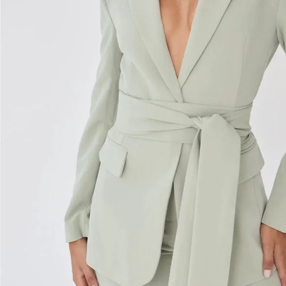 BOA Classic Blazer with Belt - Eucalyptus BRAND NEW - Picture 3 of 3